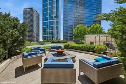 225 N Columbus Drive #6006, Chicago, IL 60601 - Photo 37