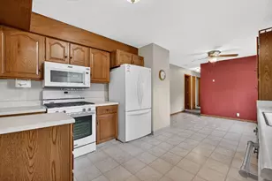 5770 Poppy Garden Rd, Colona, IL 61241 - Photo 13