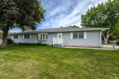 5770 Poppy Garden Road, Colona, IL 61241 - Photo 1