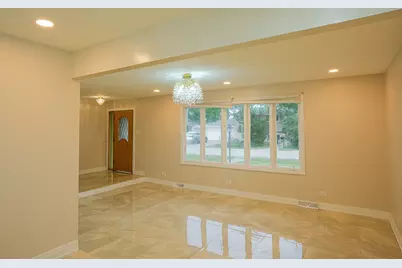 10459 S 81st Avenue, Palos Hills, IL 60465 - Photo 13