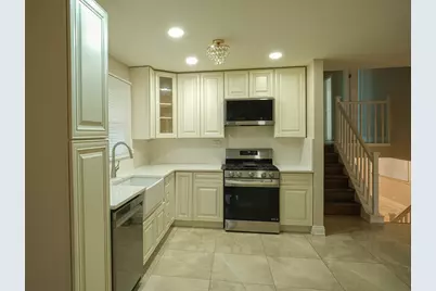 10459 S 81st Avenue, Palos Hills, IL 60465 - Photo 15