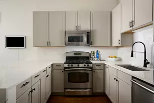 952 N Crosby St, Chicago, IL 60610 - Photo 11