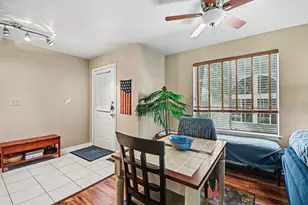 107 Winchester Dr, Streamwood, IL 60107 - Photo 5