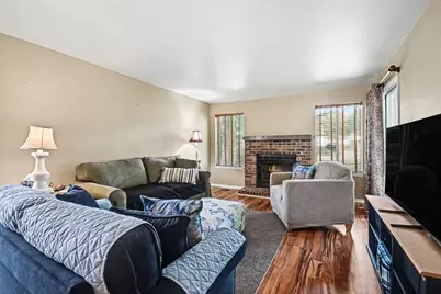 107 Winchester Drive #A, Streamwood, IL 60107 - Photo 3