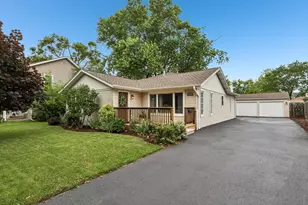 2802 Hawk Ln, Rolling Meadows, IL 60008 - Photo 1