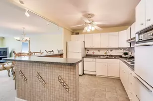 1440 N Lake Shore Dr, Chicago, IL 60610 - Photo 9