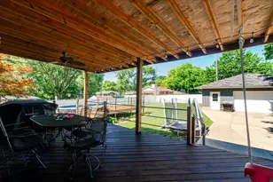 304 S Monroe St, Mackinaw, IL 61755 - Photo 17