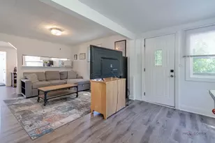 42360 N Willow St, Antioch, IL 60002 - Photo 9
