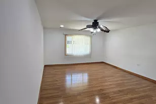 1832 W Weathersfield Way, Schaumburg, IL 60193 - Photo 17