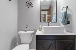 76 Foxboro Ln, Gurnee, IL 60031 - Photo 11