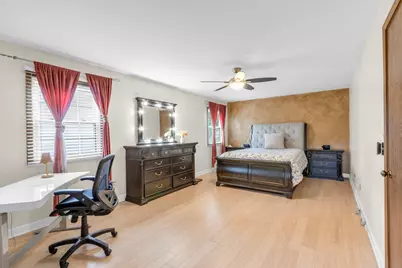 76 Foxboro Lane, Gurnee, IL 60031 - Photo 23