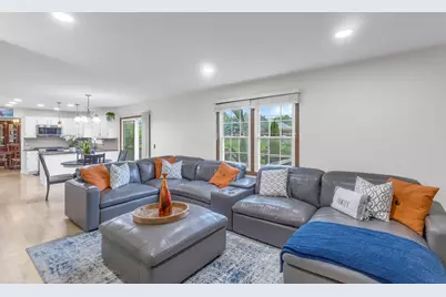 76 Foxboro Lane, Gurnee, IL 60031 - Photo 17