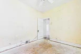 7955 S Ridgeland Ave, Chicago, IL 60617 - Photo 9