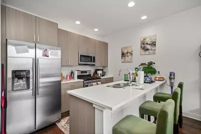 838 W Erie Street #3W, Chicago, IL 60642 - Photo 5