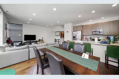 838 W Erie Street #3W, Chicago, IL 60642 - Photo 3