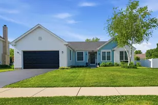 1968 School House Ln, Aurora, IL 60506 - Photo 1