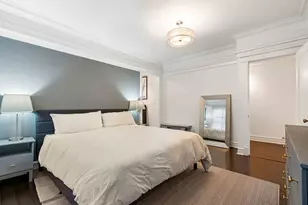 556 W Roscoe St, Chicago, IL 60657 - Photo 21