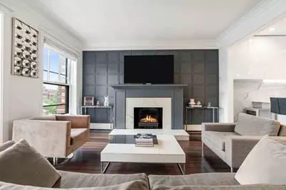 556 W Roscoe Street #3, Chicago, IL 60657 - Photo 3