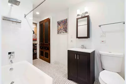556 W Roscoe Street #3, Chicago, IL 60657 - Photo 19