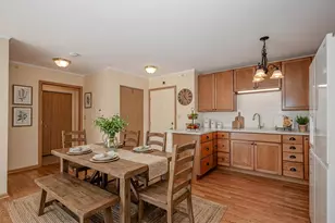 801 N McLean Blvd, Elgin, IL 60123 - Photo 7