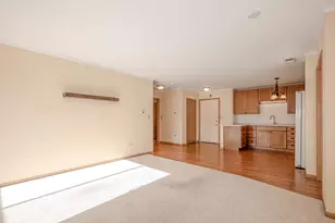 801 N McLean Blvd, Elgin, IL 60123 - Photo 5