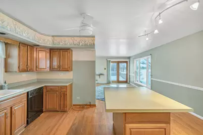 278 N State Street, Hampshire, IL 60140 - Photo 13