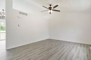8738 Victory Ln, Machesney Park, IL 61115 - Photo 11