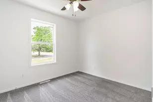 8738 Victory Ln, Machesney Park, IL 61115 - Photo 27