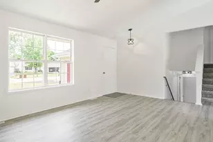 8738 Victory Ln, Machesney Park, IL 61115 - Photo 13