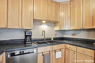 1899 W Alder Dr, Hoffman Estates, IL 60192 - Photo 13