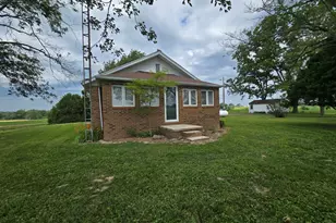 2333 County Road 800 E Rd, Burnt Prairie, IL 62820 - Photo 7