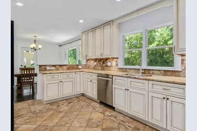 3913 Forest Avenue, Downers Grove, IL 60515 - Photo 7