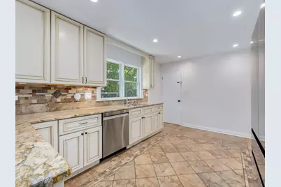 3913 Forest Avenue, Downers Grove, IL 60515 - Photo 11