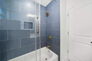 3700 W 76th Pl, Chicago, IL 60652 - Photo 7