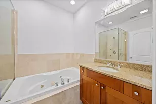 3414 N Sheffield Ave, Chicago, IL 60657 - Photo 11