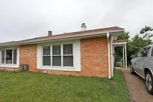 240 Grissom Ln, Hoffman Estates, IL 60169 - Photo 1