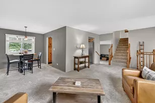 433 N Ashbury Ave, Bolingbrook, IL 60440 - Photo 3