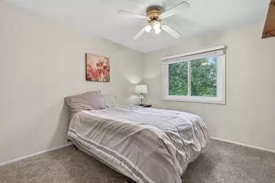 433 N Ashbury Avenue, Bolingbrook, IL 60440 - Photo 11