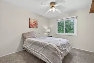 433 N Ashbury Ave, Bolingbrook, IL 60440 - Photo 11