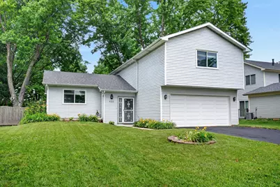 433 N Ashbury Avenue, Bolingbrook, IL 60440 - Photo 1