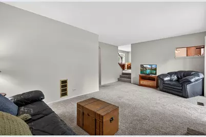 433 N Ashbury Avenue, Bolingbrook, IL 60440 - Photo 17