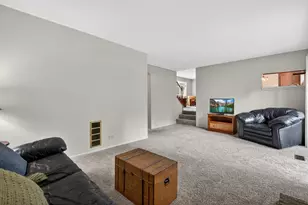 433 N Ashbury Ave, Bolingbrook, IL 60440 - Photo 17