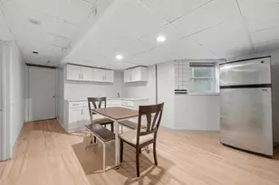 4833 N Troy St, Chicago, IL 60625 - Photo 9