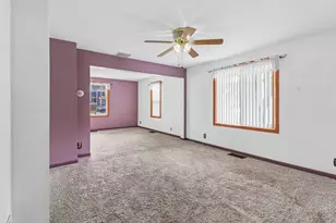 11806 Maple Ave, Hebron, IL 60034 - Photo 17