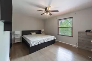 614 Kakos Ct, Zion, IL 60099 - Photo 5