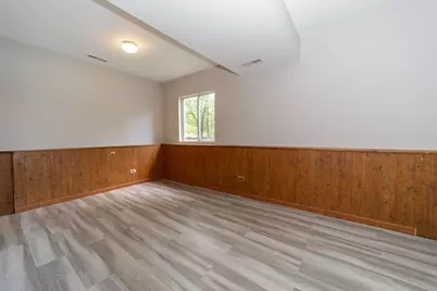 614 Kakos Court, Zion, IL 60099 - Photo 9