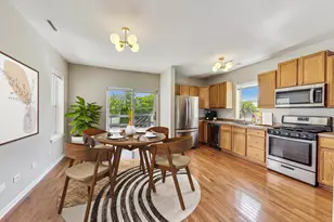 3761 S Lake Park Ave, Chicago, IL 60653 - Photo 9