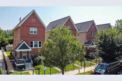 3761 S Lake Park Avenue, Chicago, IL 60653 - Photo 1