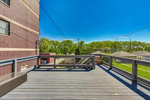 3761 S Lake Park Ave, Chicago, IL 60653 - Photo 17