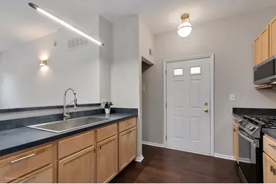 3761 S Lake Park Avenue, Chicago, IL 60653 - Photo 33